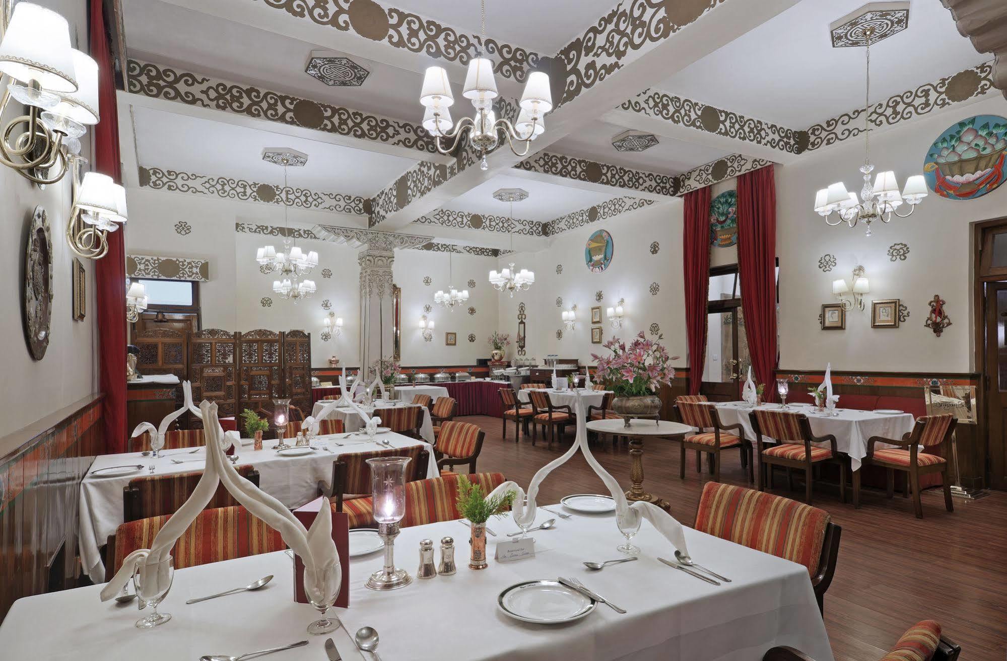 The Elgin Norkhill - Heritage Resort And Spa Гангток Экстерьер фото